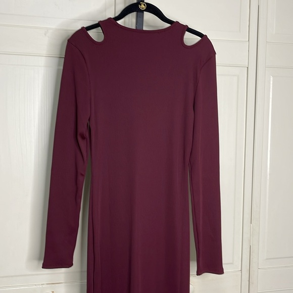 WHBM® FORME Rib Long Sleeve Cutout Dress Size Medium Burgundy - Picture 8 of 10